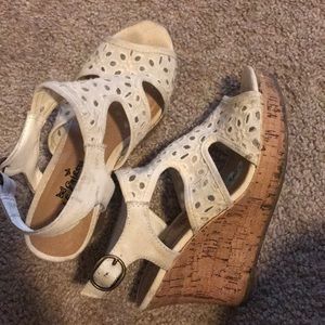 Women’s corkscrew wedges cream color